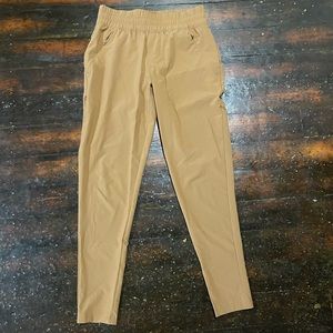 Columbia Women's Pleasant Creek
Core Pant Womens Size XS, only worn once.